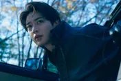 珉豪出道14年發「Solo專輯」！SHINee成員、銀赫擔任特別主持力挺