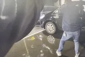 【影】中和烘爐地警匪爆槍戰！嫌犯開槍拒捕遭轟12槍…頭部中彈命危