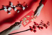 男友逼「過年來我家」！還強迫準備20個紅包　網一面倒狂轟：這種人為什麼都會有女友