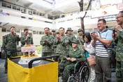 高空墜落全癱傘兵秦良丰將退伍　陸軍協助轉任國軍醫院