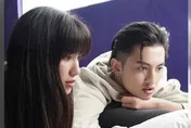 原子少年「曖昧」金曲女星　私下親密互動全曝光