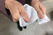 事情很大條！男子睡覺私密處夾暖暖包熱敷　真的燙傷了