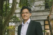 被公務員耽誤的偶像歌手！ 蔣萬安小內閣的他有狂