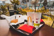 年底小確幸！麥當勞、漢堡王「買一送一」　限時優惠曝光