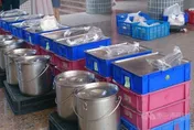 國小2學童午餐誤喝餿水「廠商懲處出爐」！北市：開罰2萬6＋暫停供餐2週