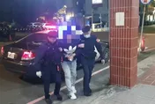【影】2罪通緝犯藏毒拒檢　竟騎車逆向10次+闖紅燈11次罰款金額曝光