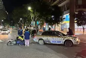駕訓班菜鳥車禍初體驗！她練車左轉不慎擦撞機車騎士　竟稱「沒看到沒注意」