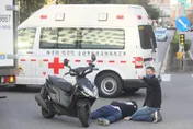 吳怡農跑行程遇車禍！男騎士倒地不起 媒體人一句話酸爆