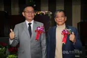 國民黨何勝豐連任南投議長　民進黨意外分裂
