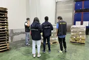 【影】黑心公司現身台中！過期烏骨雞改標再出售　商品流向五縣市