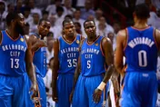 老隊友開撕！NBA名球評虧伊巴卡謊報年紀開戰場　兩人隔空嘴砲打不停