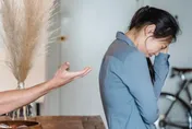 結婚基金遭掏空！她偷看男友手機氣炸：竟然下載這APP