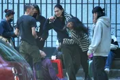 溫貞菱掰掰～視帝黃河街頭甜擁新歡　熱吻放閃戀愛ing