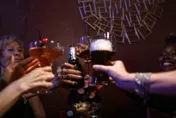 三天連假要BYE了~開工快醒！別「宿醉」啦！　營養師教6大解酒妙方！