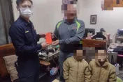 高雄單親媽病逝…2子哭喊找媽媽！警上門見「6歲小兄弟淪孤兒」秒伸手送暖