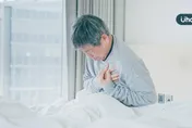 疫情拉警報！持續發燒、咳嗽卻「快篩陰」！醫曝有「這症狀」恐是肺膿瘍