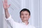 放棄螞蟻控制權 馬雲被拍到在曼谷看泰拳