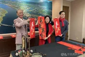 蔣萬安兔年春聯來啦！全台限量11萬份　發放時間、地點一次看