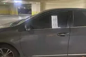 神扯！神A橫停婦幼車位　他傻眼在車窗留這兩字