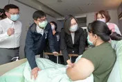 王浩宇踢爆王世堅爸爸是「抓耙仔」！網驚蔡英文、陳其邁躺中槍