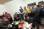 影/開賭試手氣果然很背！彰化警破職業賭場逮30賭客　專車接送培養客源全栽了