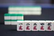 過年熬夜打麻將眼睛超乾！中醫曝喝「這3種茶」助改善