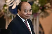越南疫情期間弊案不斷　繼2副總理下台…國家主席阮春福17日也辭職直接退休