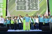 蔡政府「假面」挺香港被踢爆！網怒轟：騙四年、巄系假