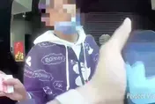 影/年初一就想做無本生意？警取締違規擺攤　赫見貨品竟全是偷來的