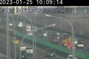 快訊/初四走春請改道！　國1北向岡山段「2車追撞」回堵3km