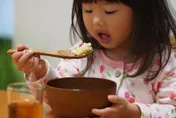 停看聽！營養師媽咪教你：過年小朋友這樣吃才不會鬧肚子痛