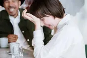 媽媽結交49歲新男友　23歲女兒崩潰「我們上床過幾次」結局曝光