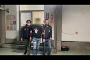 逮到了齁！台中街上亮超大把「霰彈槍」　他這下芭比Q了