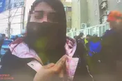 影/跳蚤市場攤商「碰瓷」詐移工？「她」一路狂殺價　警到場6千秒變500元