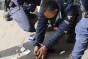 連歐多拜都是偷來的！男騎贓車滑手機遭警攔　闖紅燈落跑就逮又被抓包藏毒