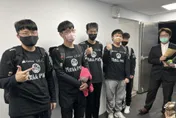 連連失誤壞事！地獄豬蹄慘被飛牡蠣絆倒　吞下2連敗