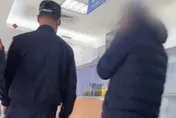影/萬華警破天九牌職業賭場　遭逮賭客驚見台啤前總教頭閻家驊