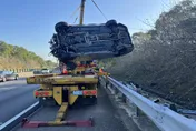 快訊/國3後龍路段「大貨車、小客車追撞」！衝出邊坡1人送醫　驚險畫面曝