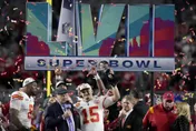 快訊/克服半場10分落後！NFL超級盃酋長末節逆轉勝老鷹　勇奪隊史第3冠