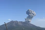 影/日本櫻島火山一週內第三度噴發　火山灰直衝2400公尺高空