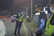 車內還挖洞藏毒！酒店經紀拚228連假載小姐趕場　竟吞「一日喪命散」提神