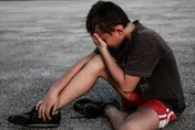 大馬男童一吃就吐竟是白血病　校長驚：班上已3人罹癌