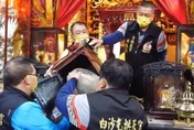 拱天宮進香圓滿結束！媽祖開爐聖顏再現　信眾帶進香旗過爐求平安