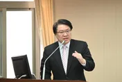 基捷經費暴增！林右昌遭曝態度轉彎　他諷「自打臉又腫又響」