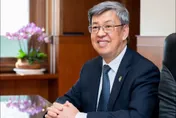 防疫鬆綁！陳建仁拍板：確診輕症免隔離、自主健康管理0＋N　3/20起實施