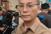 本土劇男星驚傳「車禍」！驚悚擦撞「保險桿撞斷」畫面曝光…急報警：一定負全責