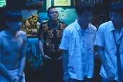 爽到不敢直視！《黑的教育》上映　柯震東瞪眼吐舌迷因瘋傳、8看點曝光