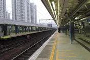 影/男子每天花費「4小時」香港深圳通勤上班　月噴6K交通費...嘆：累才知道自己活著