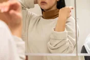 14歲女孩唸書壓力大狂吃頭髮　醫花10小時取出1.5公斤異物