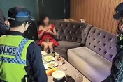 台中掃黑！警長親上陣盯場　酒店妹見緝毒犬嚇到猛拍胸…「雙球抖很大」
